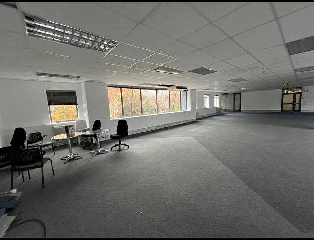 310.50M² OFFICE TO LET IN NEWLANDS